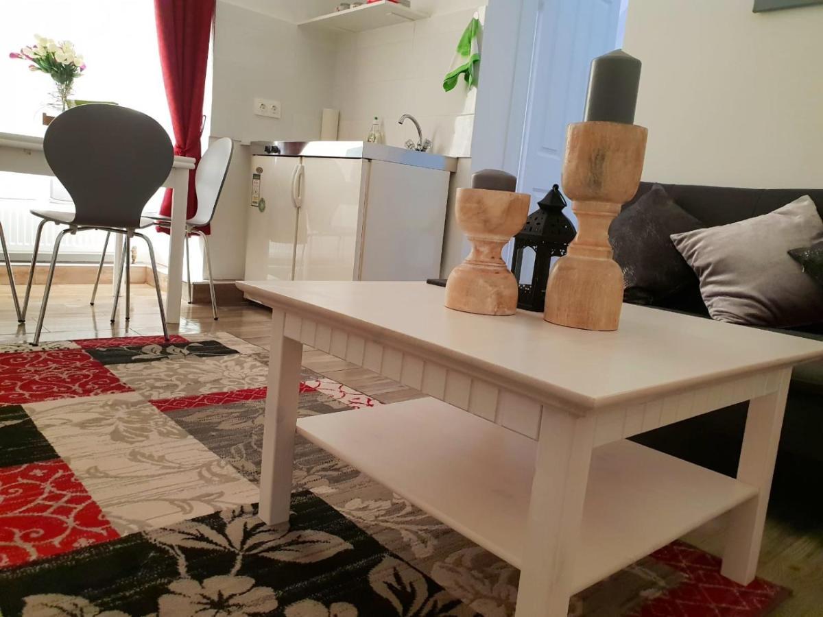 Cozy City Apartment 5 Вена Экстерьер фото